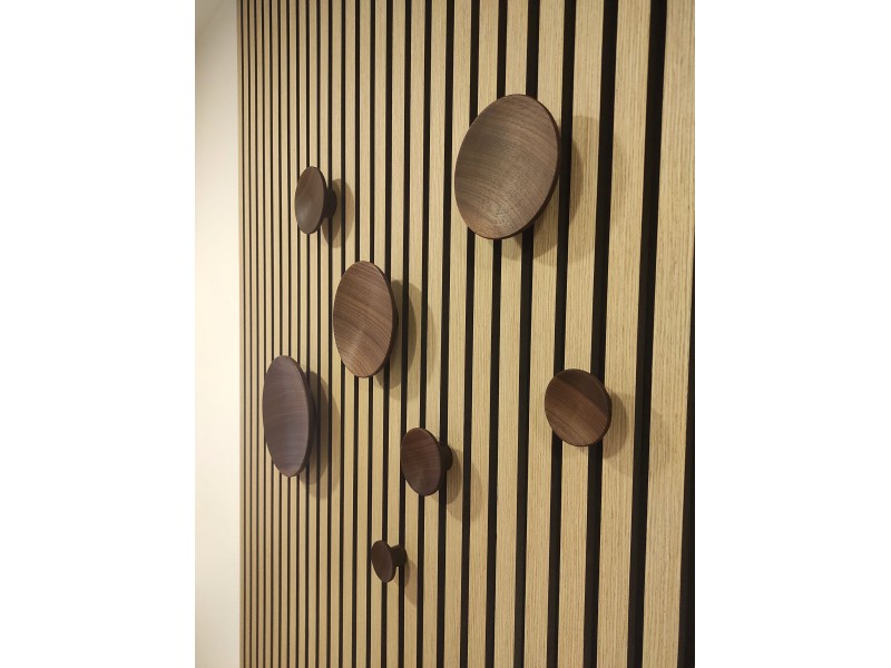 Leseni obešalniki za akustične panele set - 7