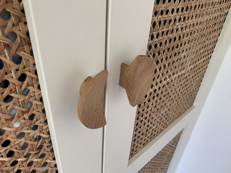 Lesen ročaj konkaven