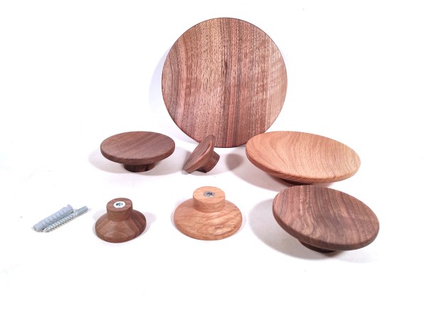 Lesen obešalnik konkaven