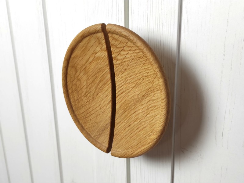 Lesen ročaj z robom